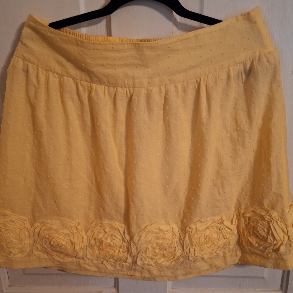 Stoosh Yellow Swiss Dot Mini Skirt Womens Large Rosette Floral‎ Hem Smocked Back